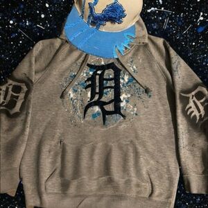 Gildan Gray Hoodie with Blue Accents. Detroit Lions Hoodie. Hat is not included